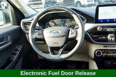 2022 Ford Escape SE Hybrid COLD WEATHER PACKAGE