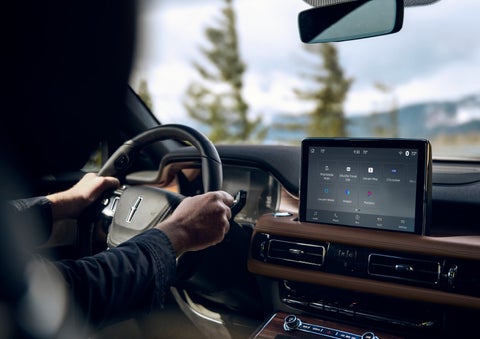The center touch screen in a 2024 Lincoln Aviator® SUV is shown | Zeigler Lincoln of Kalamazoo in Kalamazoo MI