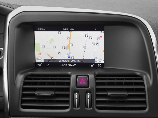 2017 Volvo XC60 T6 R-Design