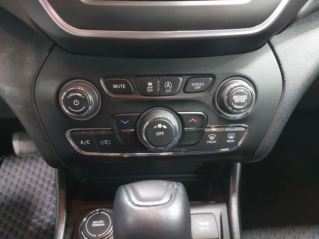 2022 Jeep Cherokee X