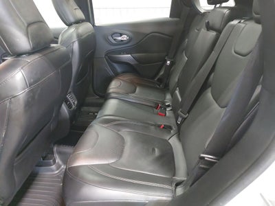 2019 Jeep Cherokee Overland