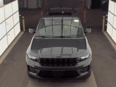 2022 Jeep Grand Cherokee Altitude