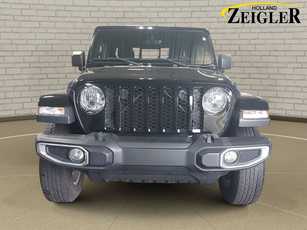 2022 Jeep Gladiator Sport