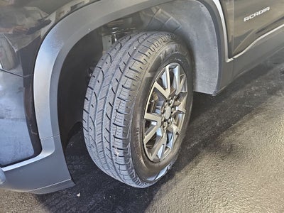 2023 GMC Acadia SLT
