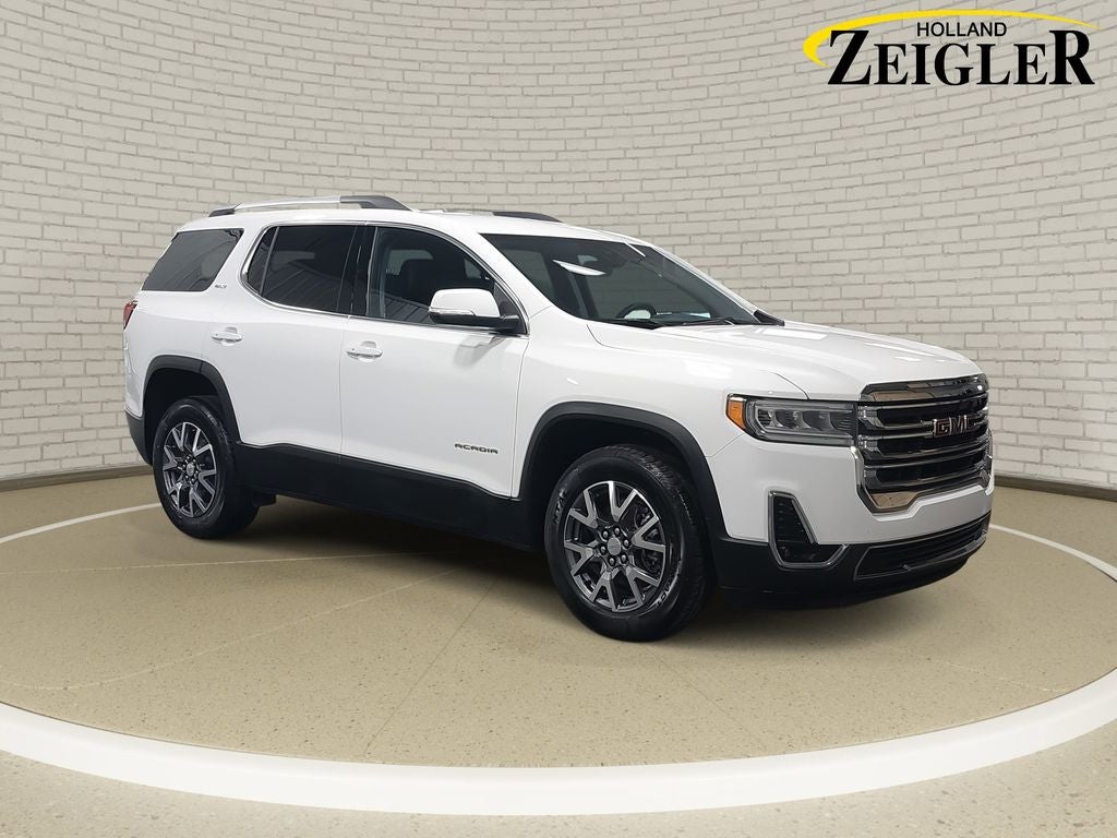 2023 GMC Acadia SLT