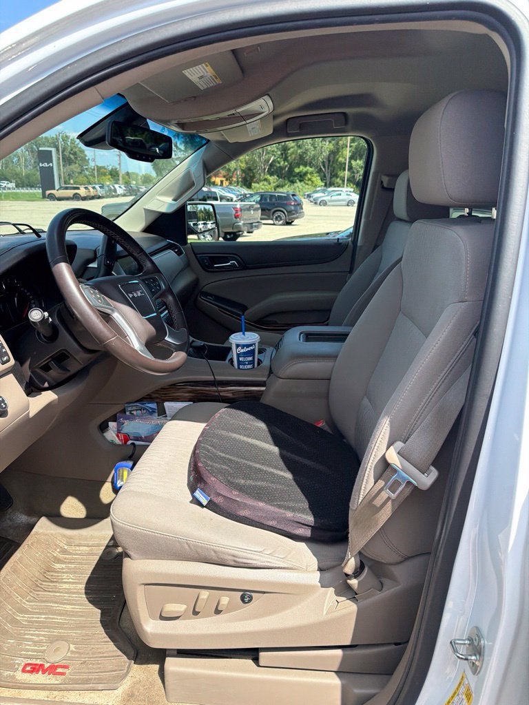 2016 GMC Yukon XL SLE