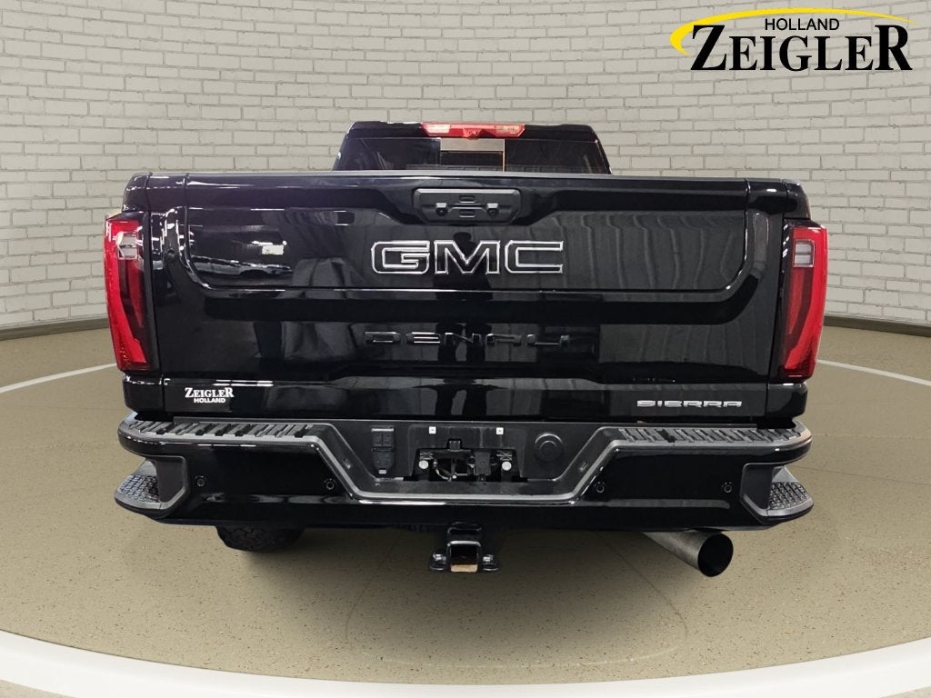 2025 GMC Sierra 2500HD Denali
