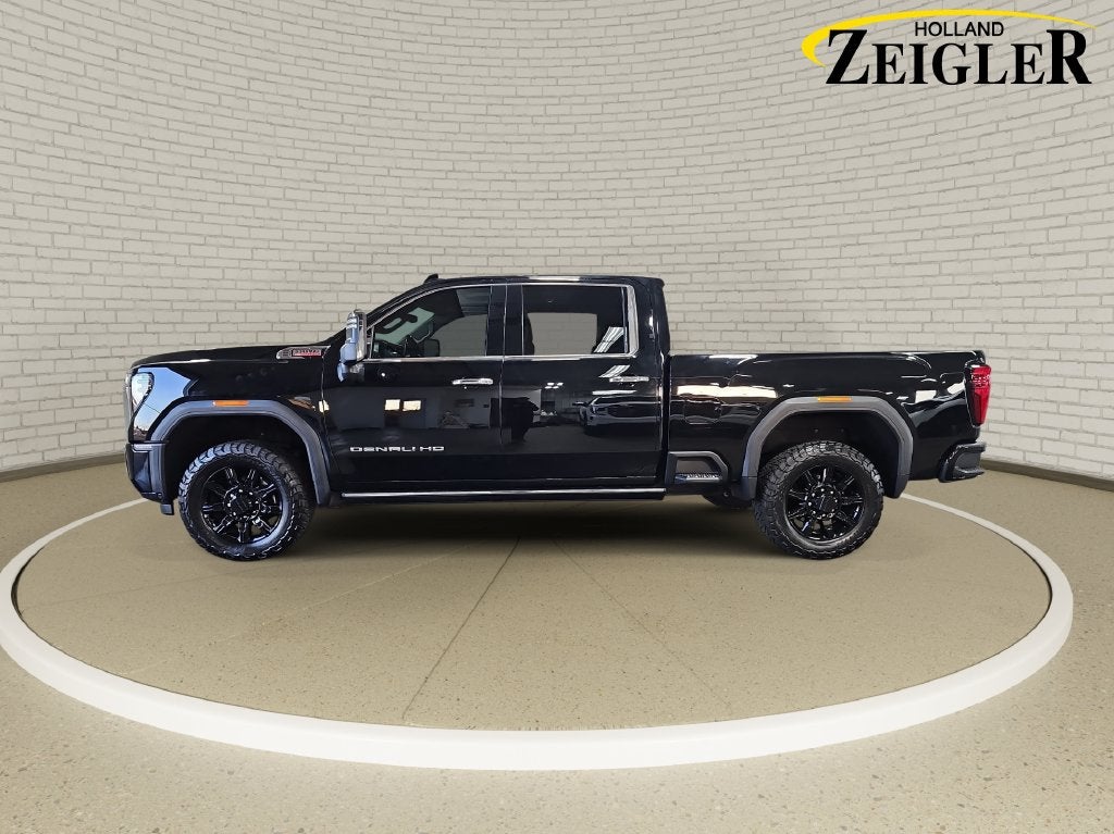 2025 GMC Sierra 2500HD Denali