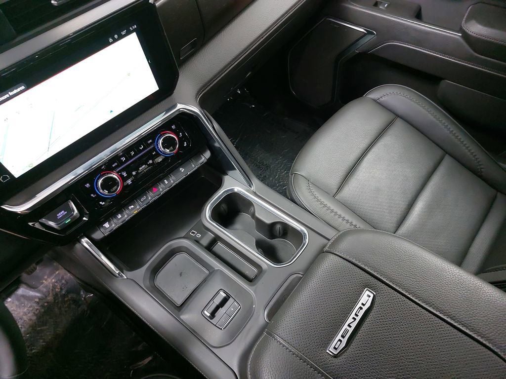 2025 GMC Sierra 2500HD Denali