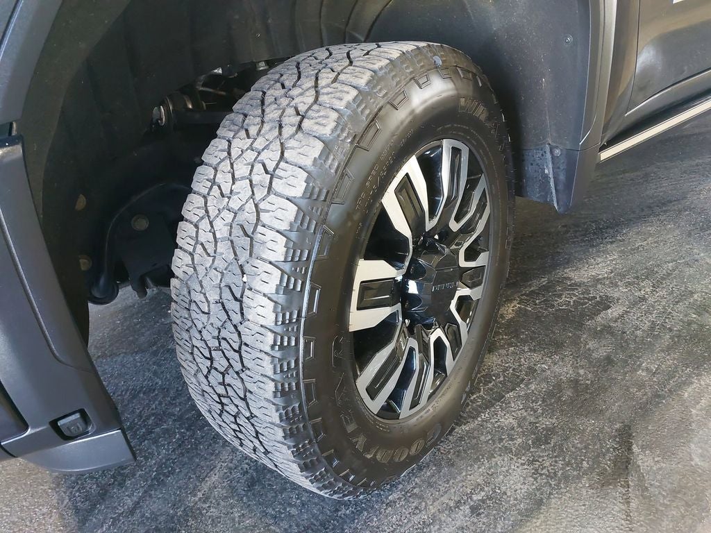 2025 GMC Sierra 2500HD Denali Ultimate
