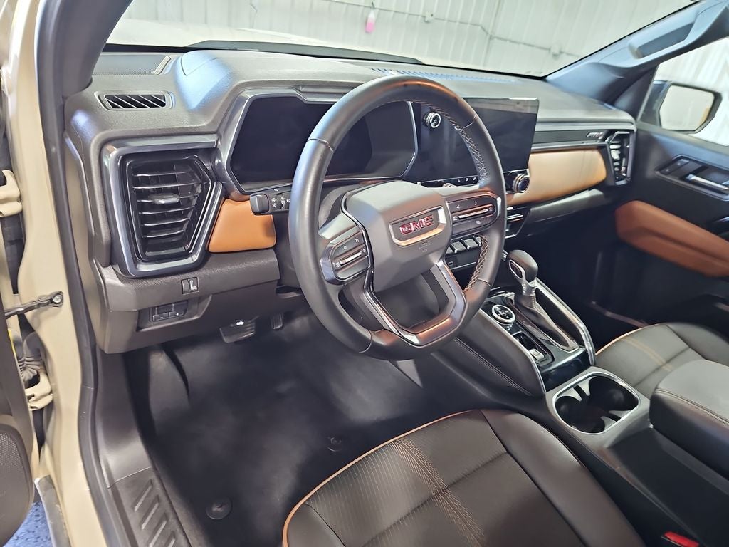 2024 GMC Canyon AT4