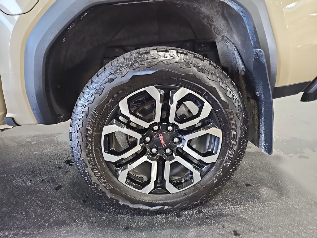 2024 GMC Canyon AT4