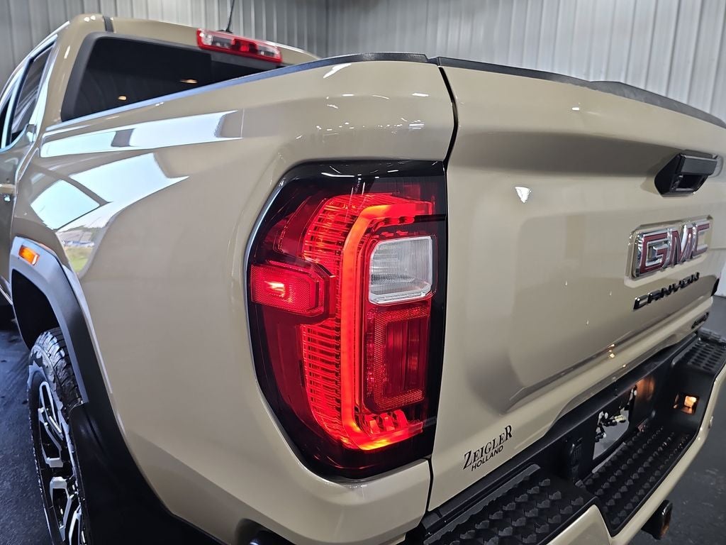 2024 GMC Canyon AT4