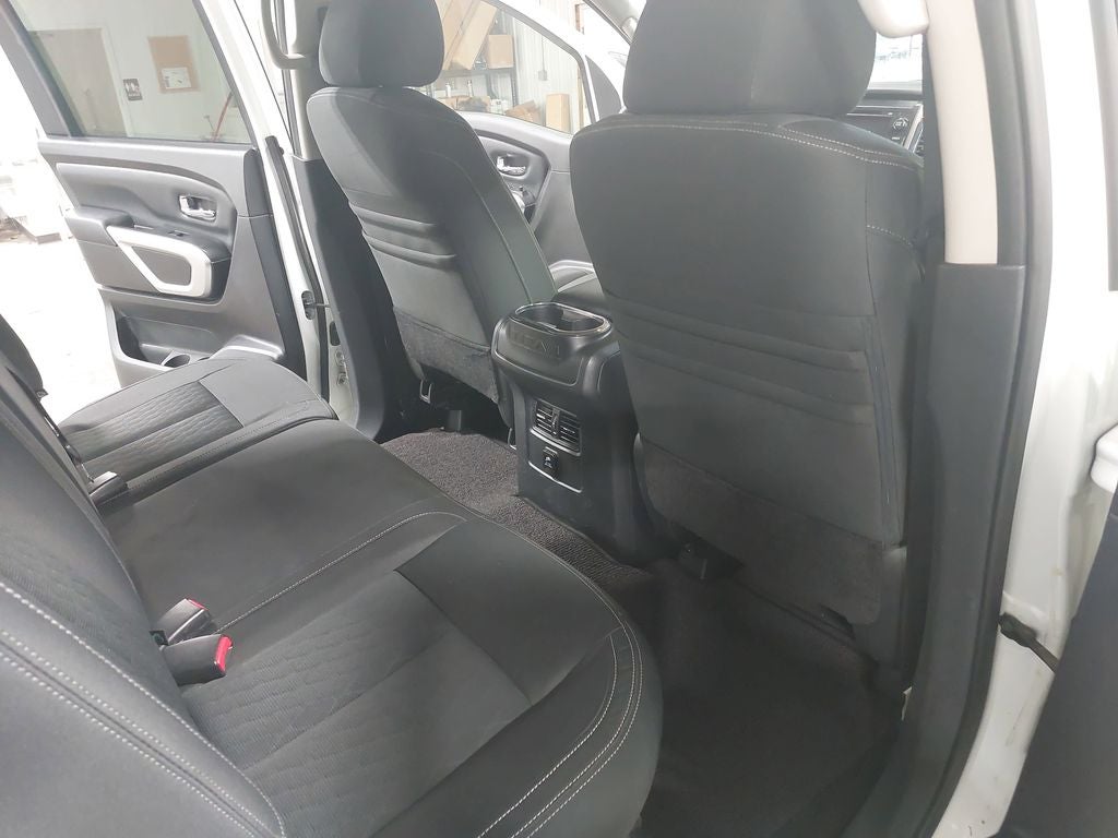 2017 Nissan Titan XD SV