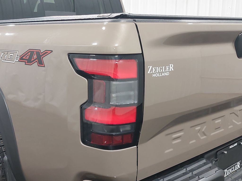 2024 Nissan Frontier PRO-4X