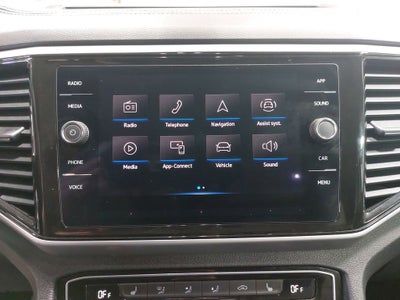 2022 Volkswagen Atlas 3.6L V6 SE w/Technology