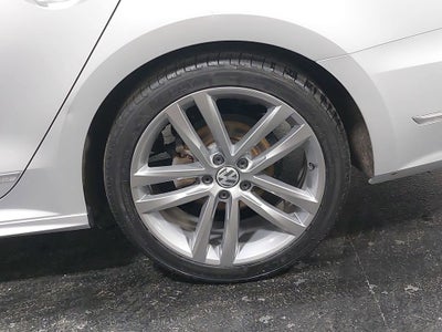 2019 Volkswagen Passat 2.0T SE R-Line