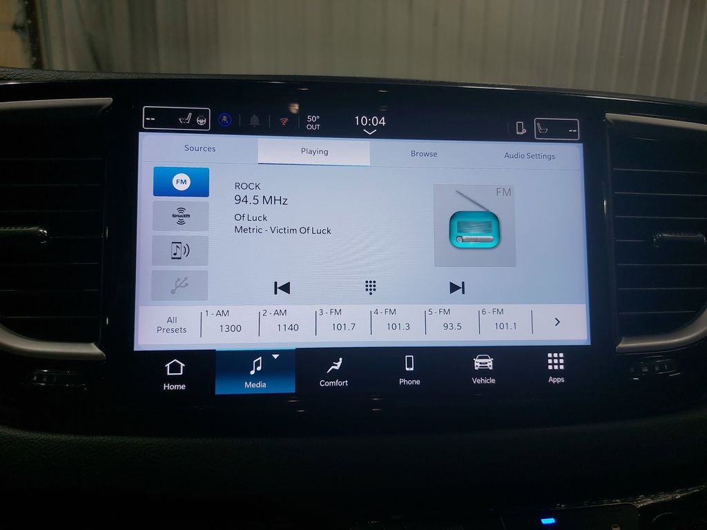 2025 Chrysler Pacifica Select