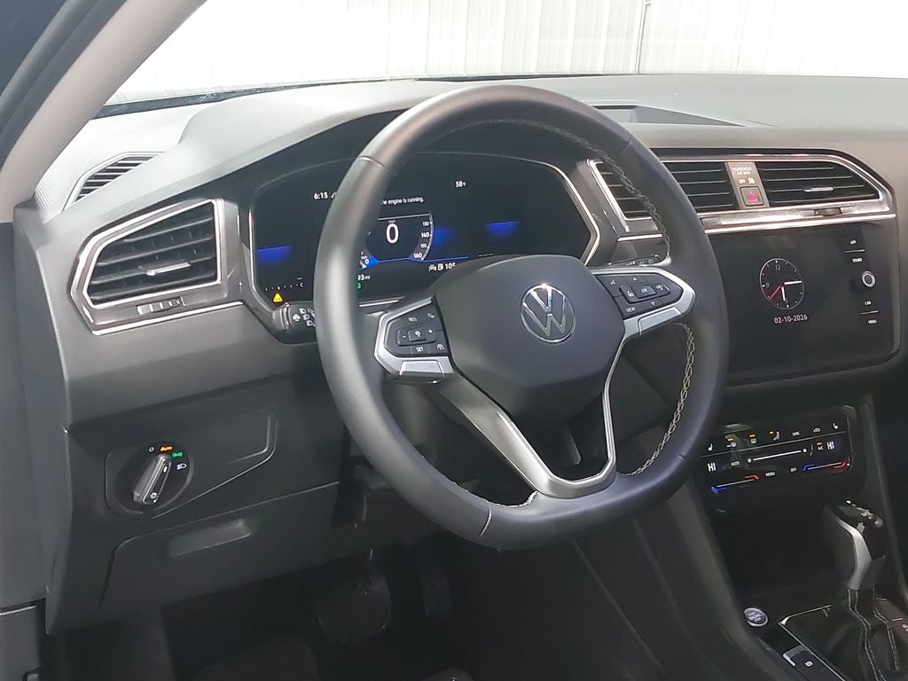 2023 Volkswagen Tiguan 2.0T SE