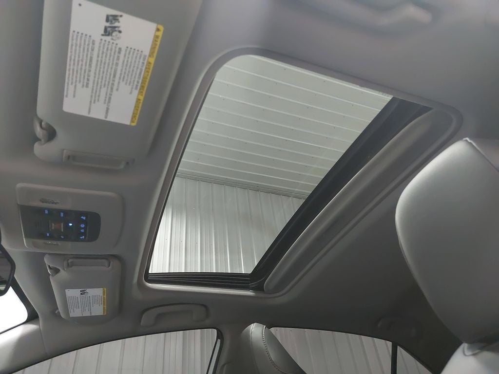 2019 Toyota Camry Hybrid XLE