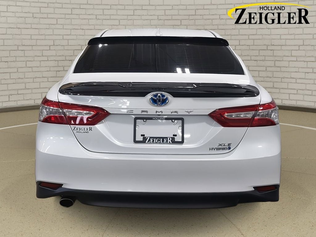 2019 Toyota Camry Hybrid XLE