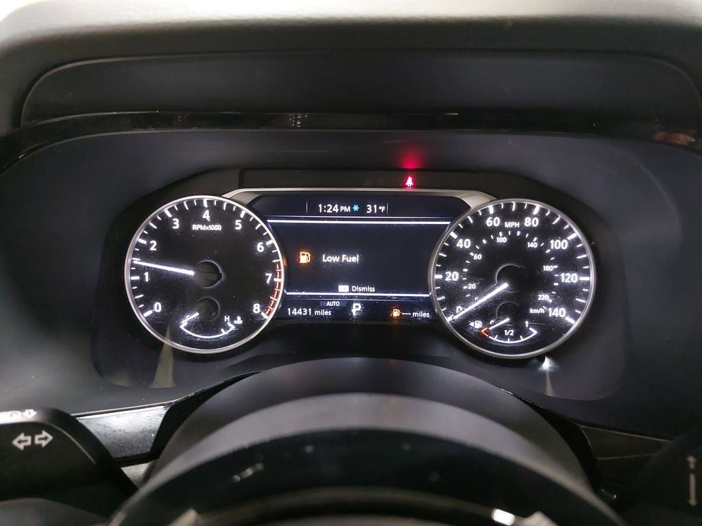 2023 Nissan Pathfinder SV