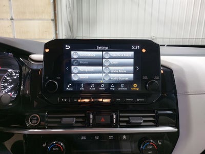 2023 Nissan Pathfinder SL