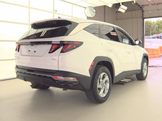 2023 Hyundai Tucson SE