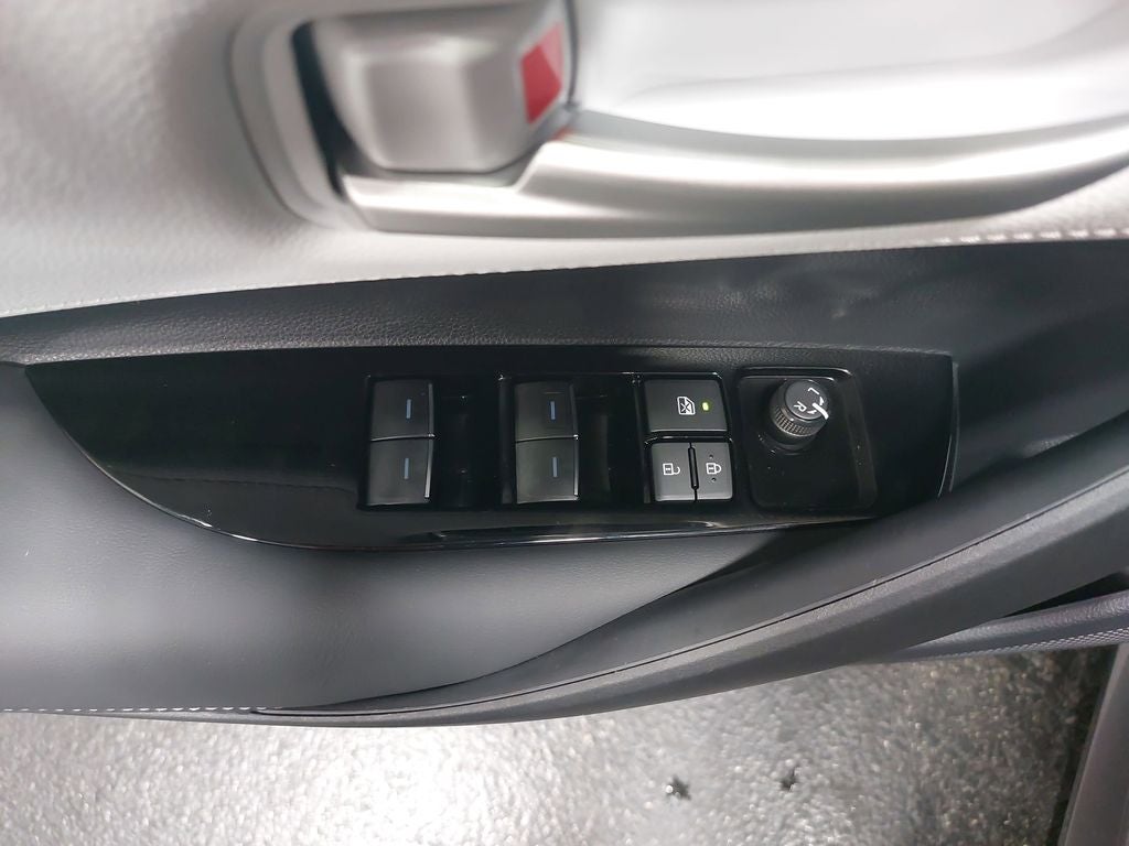 2024 Toyota Corolla Hatchback SE