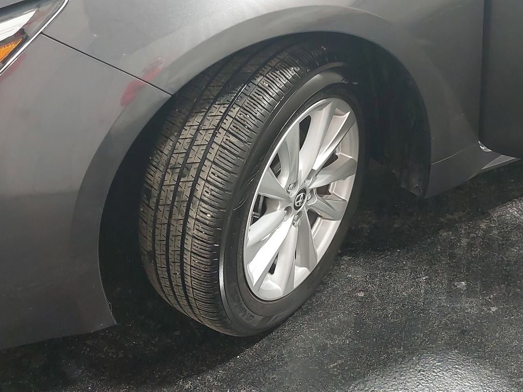 2024 Toyota Corolla Hatchback SE