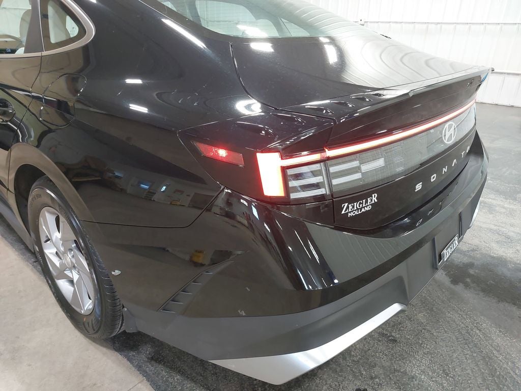 2025 Hyundai Sonata SE