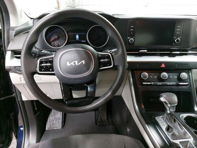 2023 Kia Carnival LX