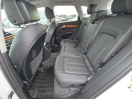 2023 Audi Q5 45 S line Premium quattro
