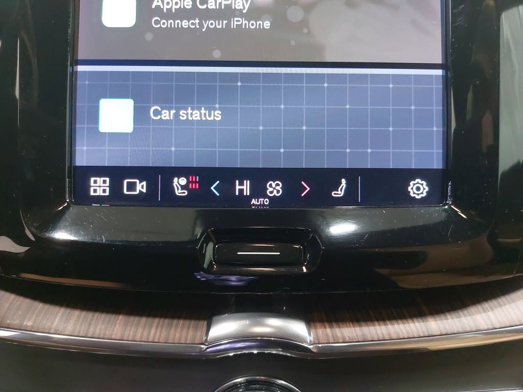 2023 Volvo XC60 B6 Ultimate Bright Theme