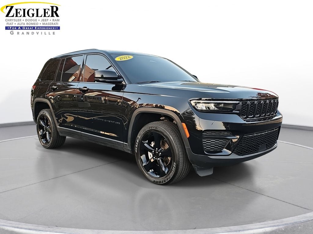 2022 Jeep Grand Cherokee Altitude