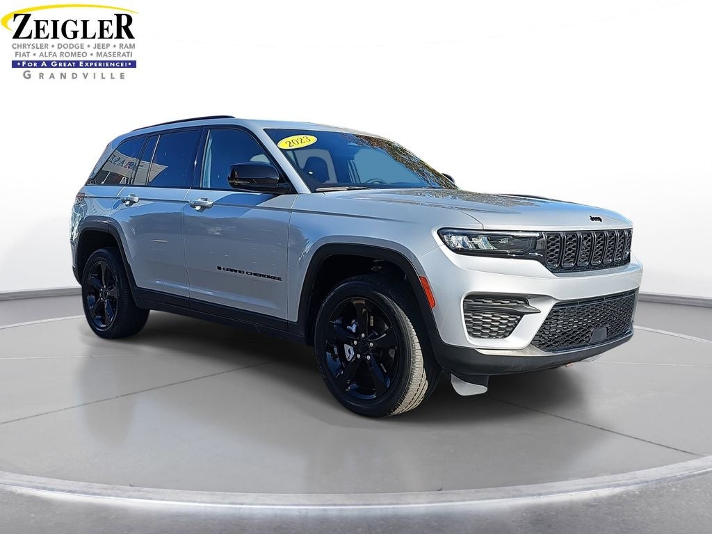 2023 Jeep Grand Cherokee Altitude