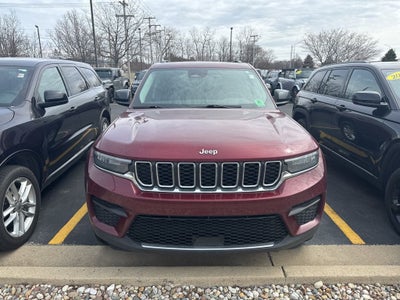 2023 Jeep Grand Cherokee Laredo