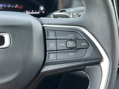 2023 Jeep Grand Cherokee Laredo