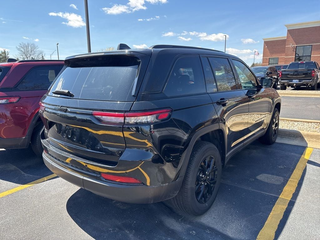 2025 Jeep Grand Cherokee Altitude