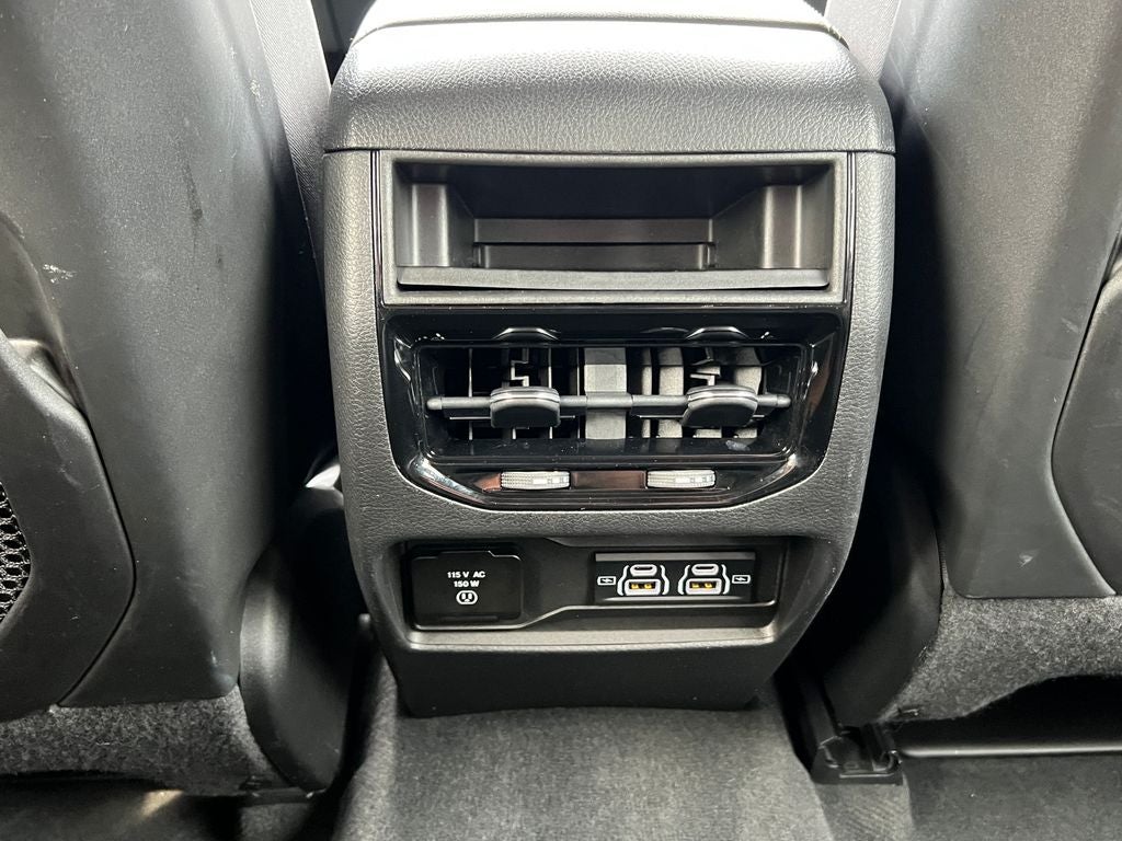 2022 Jeep Grand Cherokee Altitude