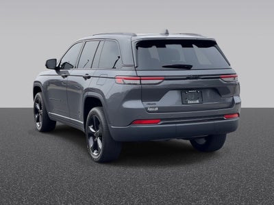 2022 Jeep Grand Cherokee Altitude
