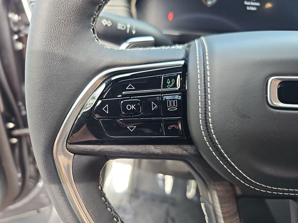 2023 Jeep Grand Cherokee Overland