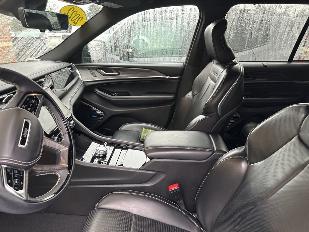 2022 Jeep Grand Cherokee Overland