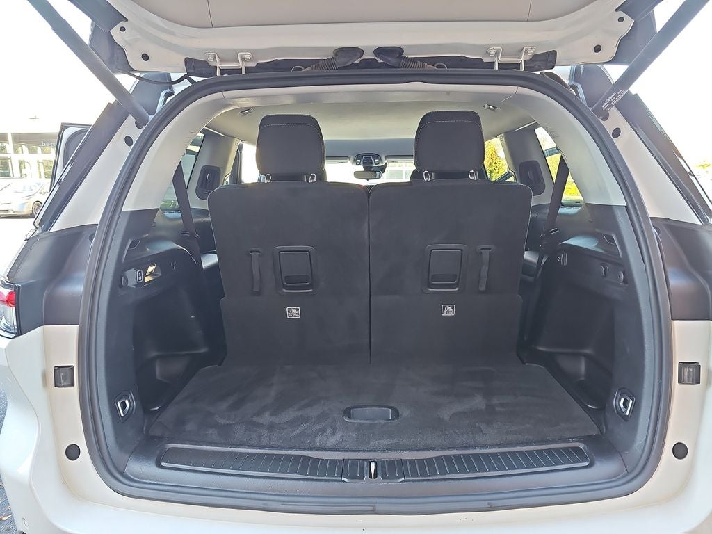 2022 Jeep Grand Cherokee L Laredo