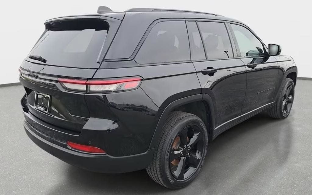 2023 Jeep Grand Cherokee L Altitude