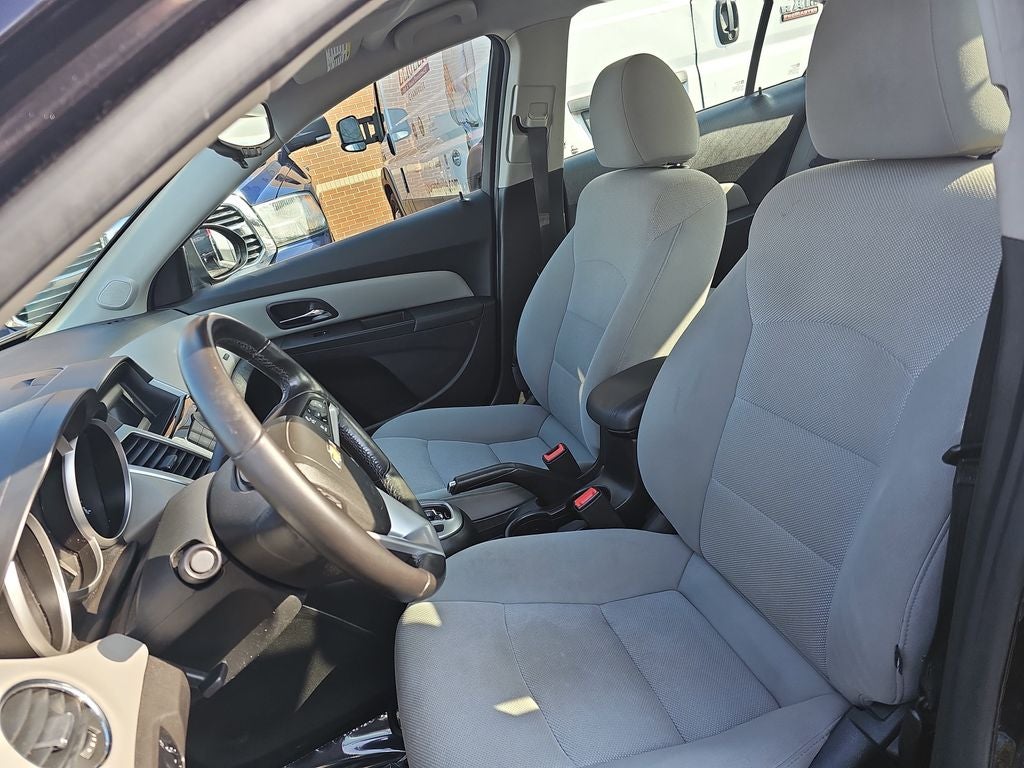 2013 Chevrolet Cruze 1LT