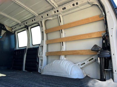 2025 GMC Savana 2500 Work Van