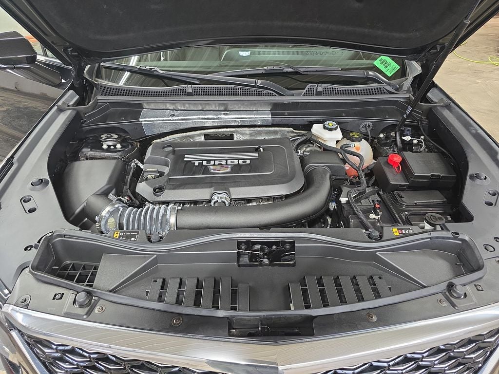2025 Cadillac XT4 Premium Luxury