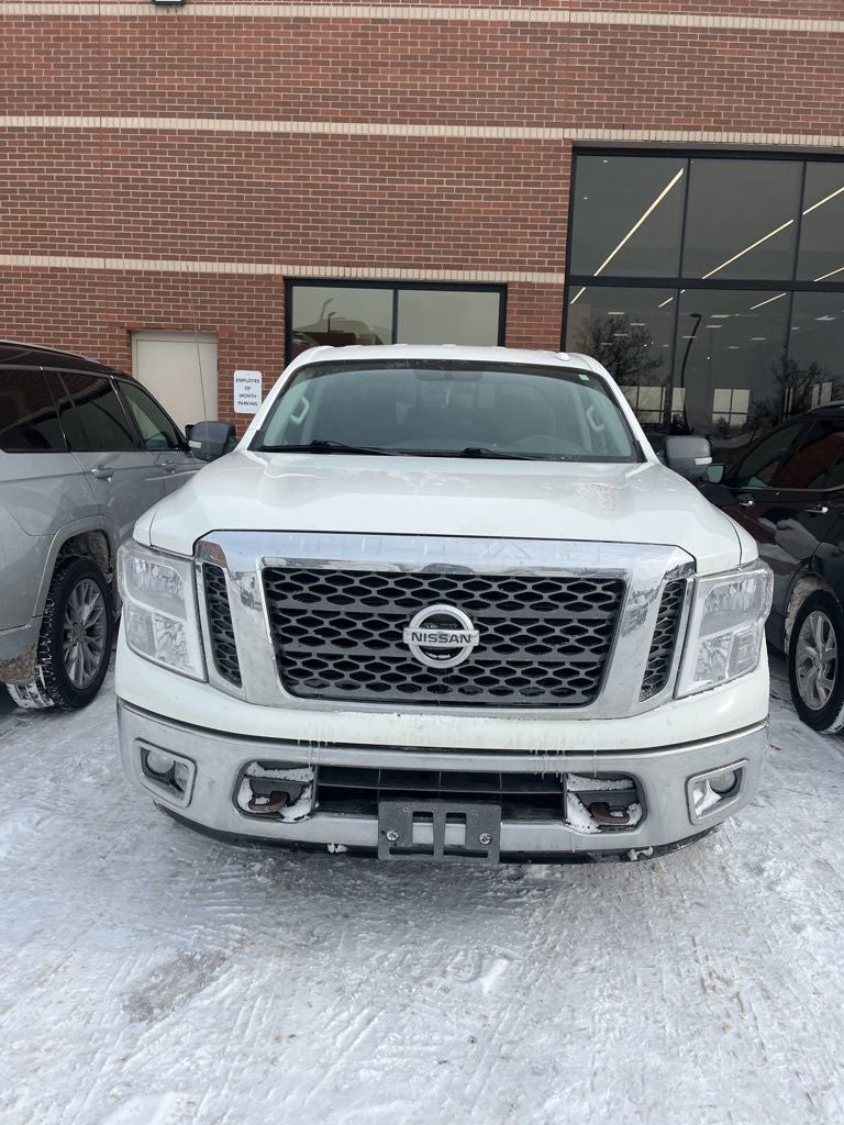 2018 Nissan Titan SV