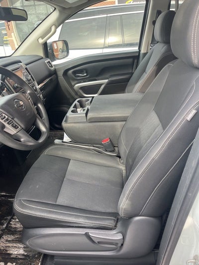 2018 Nissan Titan SV